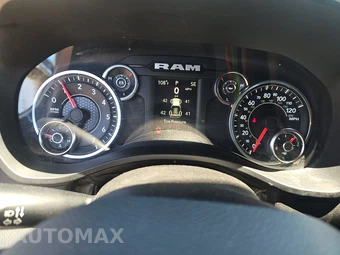 2023 Ram 1500 Big Horn Crew Cab Medium Bed - miniatura 12