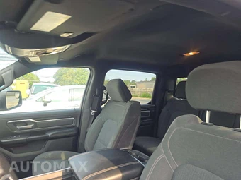 2023 Ram 1500 Big Horn Crew Cab Medium Bed - miniatura 11