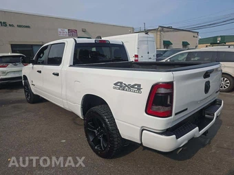 2023 Ram 1500 Big Horn Crew Cab Medium Bed - miniatura 2