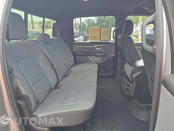 2023 Ram 1500 Big Horn Crew Cab Medium Bed - miniatura 13