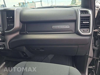 2023 Ram 1500 Big Horn Crew Cab Medium Bed - miniatura 16