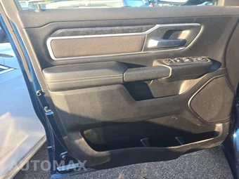 2023 Ram 1500 Big Horn Crew Cab Medium Bed - miniatura 15