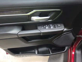 2023 Ram 1500 Big Horn Crew Cab Short Bed - miniatura 9