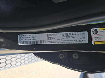 2023 Ram 1500 Big Horn Crew Cab Short Bed - miniatura 2
