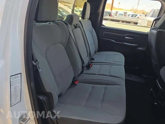 2023 Ram 1500 Big Horn Crew Cab Short Bed - miniatura 16