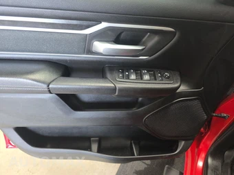 2023 Ram 1500 Big Horn Crew Cab Short Bed - miniatura 9