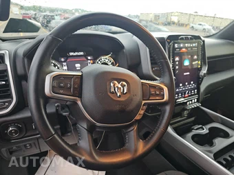 2023 Ram 1500 Big Horn Crew Cab Short Bed - miniatura 10