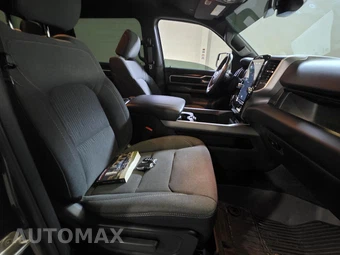 2023 Ram 1500 Big Horn Crew Cab Short Bed - miniatura 9