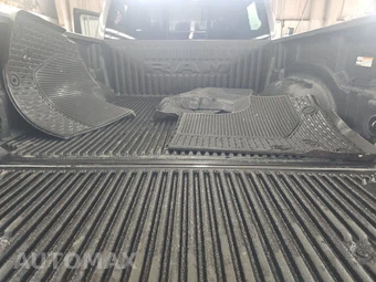 2023 Ram 1500 Big Horn Crew Cab Short Bed - miniatura 16