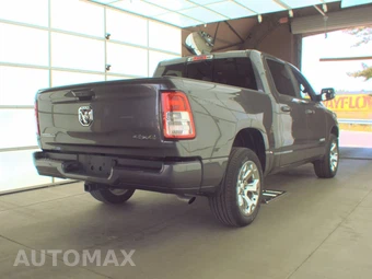 2023 Ram 1500 Big Horn Crew Cab Short Bed - miniatura 4