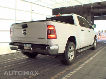 2023 Ram 1500 Big Horn Crew Cab Short Bed - miniatura 4