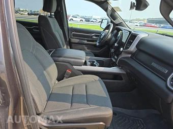 2023 Ram 1500 Big Horn Crew Cab Short Bed - miniatura 8