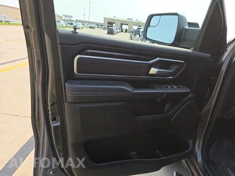 2023 Ram 1500 Big Horn Crew Cab Short Bed - miniatura 9