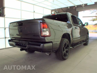 2023 Ram 1500 Big Horn Crew Cab Short Bed - miniatura 4