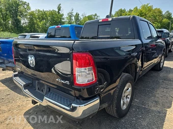2023 Ram 1500 Big Horn Crew Cab Short Bed - miniatura 4