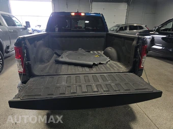 2023 Ram 1500 Big Horn Crew Cab Short Bed - miniatura 16