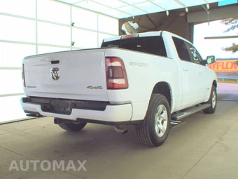 2023 Ram 1500 Big Horn Crew Cab Short Bed - miniatura 4