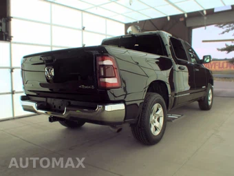 2023 Ram 1500 Big Horn Crew Cab Short Bed - miniatura 4