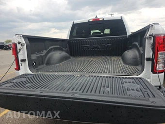 2023 Ram 1500 Big Horn Crew Cab Short Bed - miniatura 16