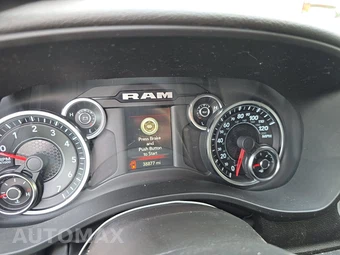 2023 Ram 1500 Big Horn Crew Cab Short Bed - miniatura 12