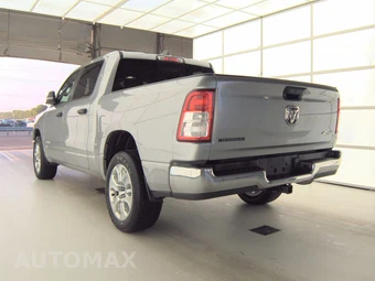 2023 Ram 1500 Big Horn Crew Cab Short Bed - miniatura 6