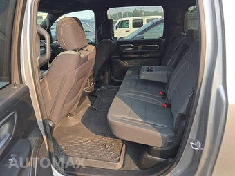 2023 Ram 1500 Big Horn Crew Cab Short Bed - miniatura 13