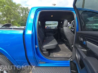 2023 Ram 1500 Big Horn Crew Cab Short Bed - miniatura 13