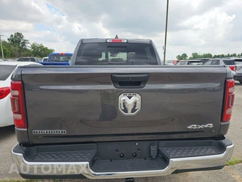 2023 Ram 1500 Big Horn Crew Cab Short Bed - miniatura 5