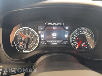 2023 Ram 1500 Big Horn Crew Cab Short Bed - miniatura 12
