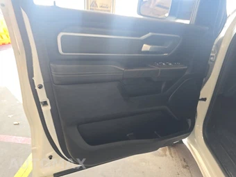 2023 Ram 1500 Big Horn Crew Cab Short Bed - miniatura 9