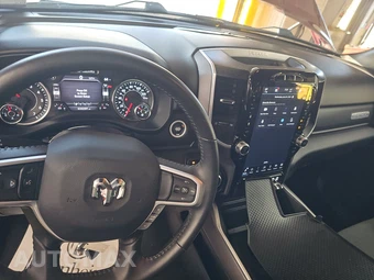 2023 Ram 1500 Big Horn Crew Cab Short Bed - miniatura 11