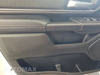 2023 Ram 1500 Big Horn Crew Cab Short Bed - miniatura 9