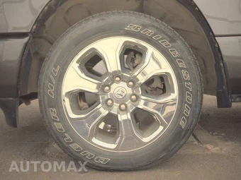 2023 Ram 1500 Big Horn Crew Cab Short Bed - miniatura 9
