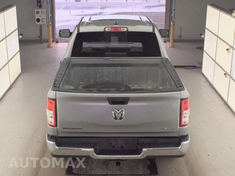 2023 Ram 1500 Big Horn Crew Cab Short Bed - miniatura 5