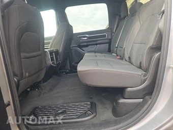 2023 Ram 1500 Big Horn Crew Cab Short Bed - miniatura 13