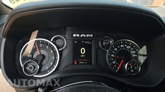 2023 Ram 1500 Big Horn Crew Cab Short Bed - miniatura 18