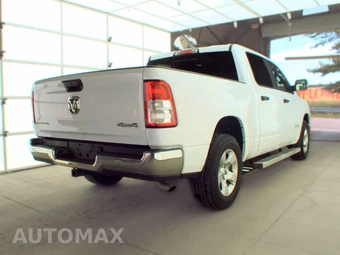 2023 Ram 1500 Big Horn Crew Cab Short Bed - miniatura 4