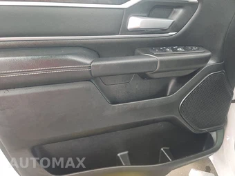 2023 Ram 1500 Big Horn Crew Cab Short Bed - miniatura 9
