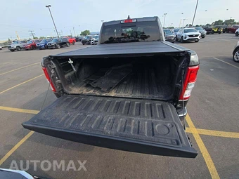 2023 Ram 1500 Big Horn Crew Cab Short Bed - miniatura 14