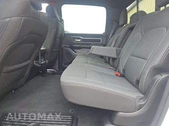 2023 Ram 1500 Big Horn Crew Cab Short Bed - miniatura 13