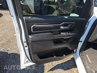2023 Ram 1500 Big Horn Crew Cab Short Bed - miniatura 9