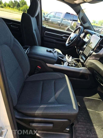 2023 Ram 1500 Big Horn Crew Cab Short Bed - miniatura 18