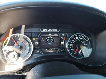 2023 Ram 1500 Big Horn Crew Cab Short Bed - miniatura 9