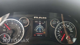 2023 Ram 1500 Big Horn Crew Cab Short Bed - miniatura 17