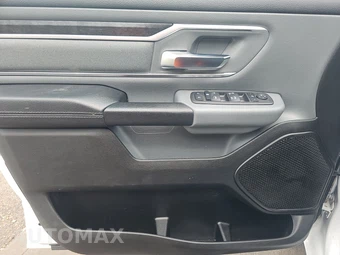 2023 Ram 1500 Big Horn Crew Cab Short Bed - miniatura 9