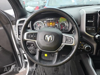 2023 Ram 1500 Big Horn Crew Cab Short Bed - miniatura 10
