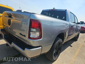 2023 Ram 1500 Big Horn Crew Cab Short Bed - miniatura 4