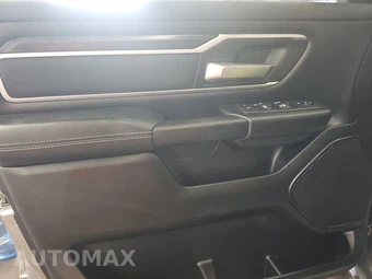 2023 Ram 1500 Big Horn Crew Cab Short Bed - miniatura 9