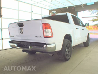 2023 Ram 1500 Big Horn Crew Cab Short Bed - miniatura 4
