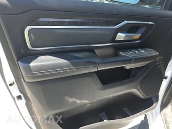 2023 Ram 1500 Big Horn Crew Cab Short Bed - miniatura 9